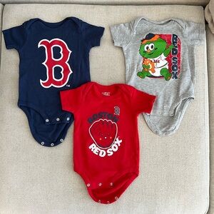 Boston Red Sox Baby Bodysuit Set 3-6 Months